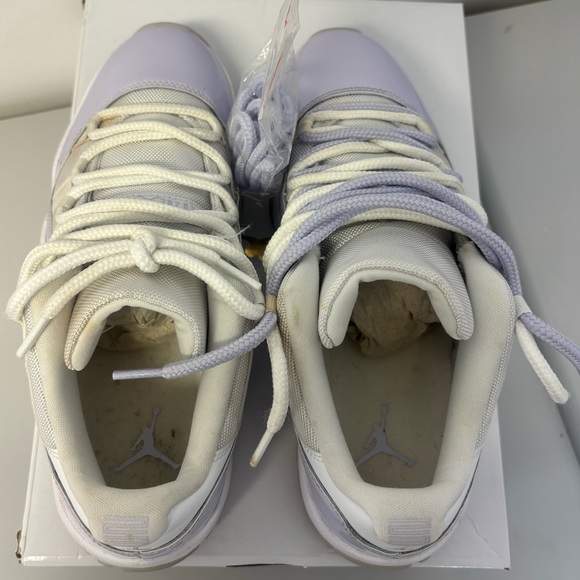 WMNS - Air Jordan 11 Retro Low 'Violet' - Size 11 Women's - Picture 5 of 9